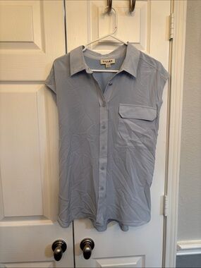 Tilley Light Blue Short-Sleeve Button Down Shirt